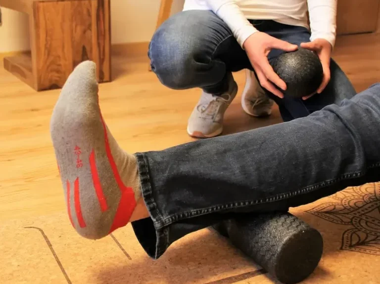 Faszien-Rollmassage nach Liebscher & Bracht