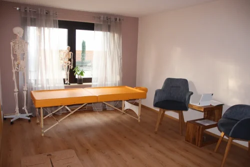 Behandlungszimmer - Liebscher & Bracht Praxis