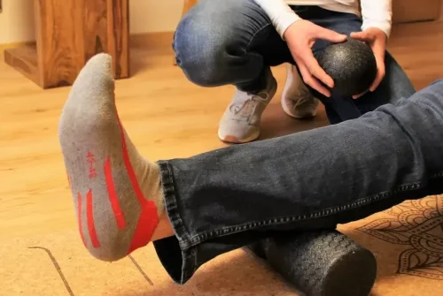 Faszien-Rollmassage nach Liebscher & Bracht Faszien-Rollmassage nach Liebscher & Bracht