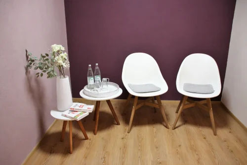 Wartebereich - Praxis für Liebscher & Bracht Schmerztherapie